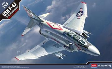 F-4J Phantom - VF-102 Diamondbacks &middot; AY 12323 &middot;  Academy Plastic Model &middot; 1:48