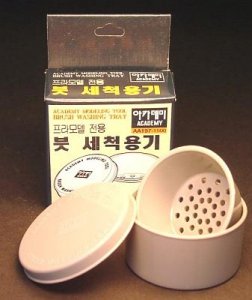 Pinselreinigungsbeh�lter &middot; AY 15923 &middot;  Academy Plastic Model