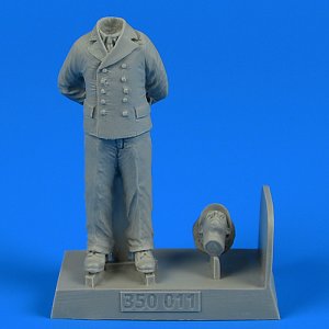 Kriegsmarine WWII - Ceremony-Officer (German Schnellboot) &middot; AERB 350011 &middot;  Aerobonus &middot; 1:35