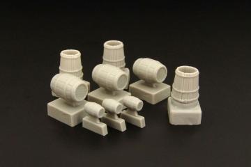 Wooden barrels and buckets &middot; BRN L72082 &middot;  Brengun &middot; 1:72