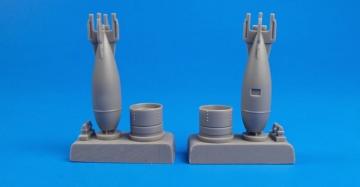 Antisubmarine Bomb 500Ib Mk.IV (Great Britain, WW II)(2 St�ck) &middot; CMK 4359 &middot;  CMK &middot; 1:48