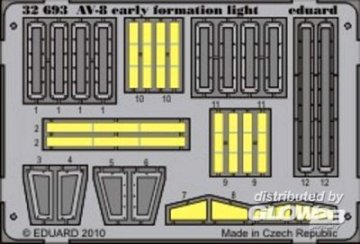 AV-8 early - Formation light [Trumpeter] &middot; EDU 32693 &middot;  Eduard &middot; 1:32