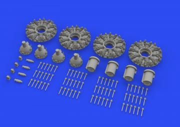 Boeing B-17F Flying Fortress - Engines [HKM] · EDU 648631 ·  Eduard · 1:48