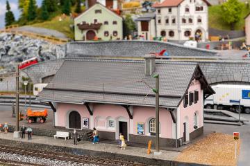 Bahnhof Lavin · FAL 110134 ·  Faller · H0