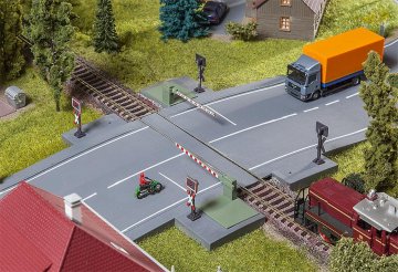 Bahnschranke mit Antriebsteil · FAL 120244 ·  Faller · H0