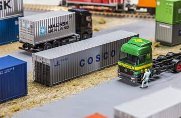 40 Container COSCO · FAL 180845 ·  Faller · H0