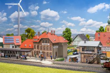 Aktions-Set Bahnhof Passendorf &middot; FAL 190035 &middot;  Faller &middot; H0