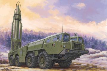 Soviet(9P117M1) Launcher w. R17 Rocket of 9K72 Missile Complex Elbrus(Scud B) · HBO 82939 ·  HobbyBoss · 1:72