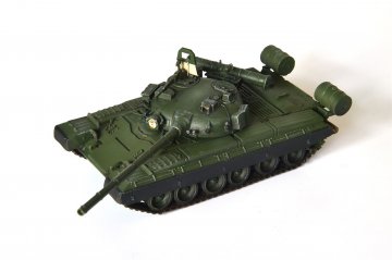Soviet Army T-80B Main Battle Tank M1980 Elite Squad,incl.Comand Shield · MOD AS72026 ·  Modelcollect · 1:72