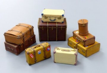 Old suitcases · PM 489 ·  plusmodel · 1:35