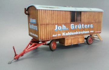 Caravan · PM 504 ·  plusmodel · 1:35