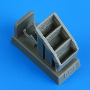 Mil Mi-8MT/Mi-17 - Entry stairs [Trumpeter] · QB 49056 ·  Quickboost · 1:48