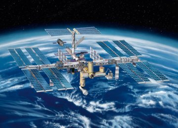 International Space Station ISS · RE 04841 ·  Revell · 1:144