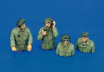 British tank crew-3/2 fig, - WWII &middot; ROY 231 &middot;  Royal Model &middot; 1:35