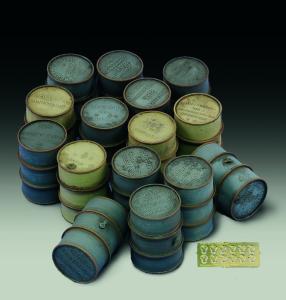 German oil drums-WWII · ROY 617 ·  Royal Model · 1:35