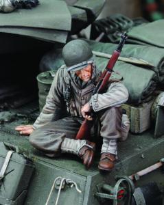 U.S. Infantry at rest with rifle-no.1-WWII &middot; ROY 659 &middot;  Royal Model &middot; 1:35