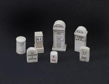 Milestones · ROY 750 · Royal Model · 1:35 Milestones · ROY 750 · Royal Model · 1:35
