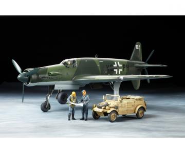 Dornier Do 335 A Pfeil & Kbelwagen 82 · TA 25206 ·  Tamiya · 1:48