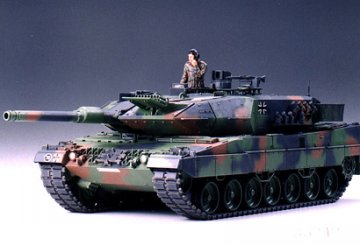 Leopard 2 A5 Main Battle Tank &middot; TA 35242 &middot;  Tamiya &middot; 1:35