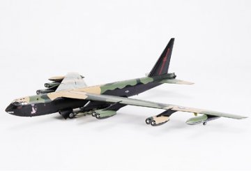 Boeing B-52D Stratofortress · TA 60025 ·  Tamiya · 1:100
