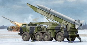 Russian 9P113 TEL w/9M21 Rocket of 9K52 Luna-M Short-range artillery rocket &middot; TRU 01025 &middot;  Trumpeter &middot; 1:35