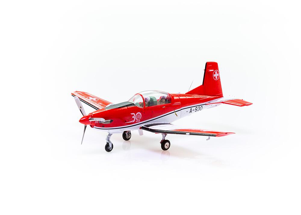 Pilatus PC-7 Jubiläumsversion 30-J PC-7 Team