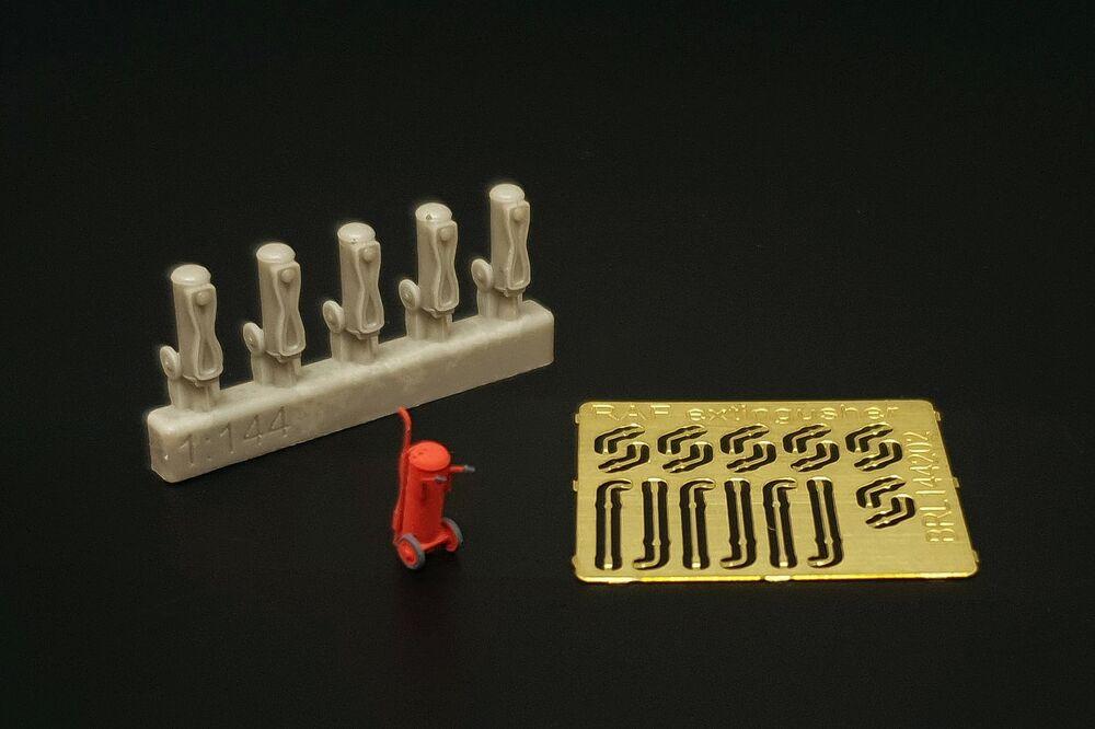 8595683910507 - RAF large extingusher (5pcs)