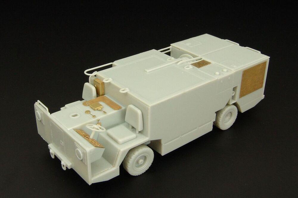 8595683903646 - P25 USN carrier deck fire engine 8595683903646 - P25 USN carrier deck fire engine