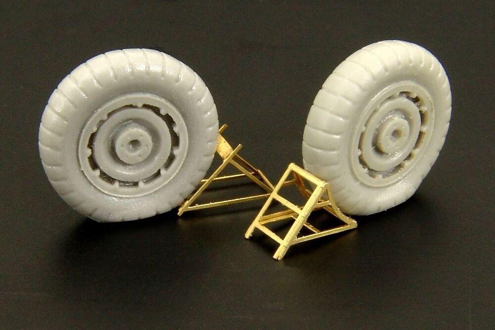 8595683903721 - Luftwaffe wheel chocks (two types) 8595683903721 - Luftwaffe wheel chocks (two types)