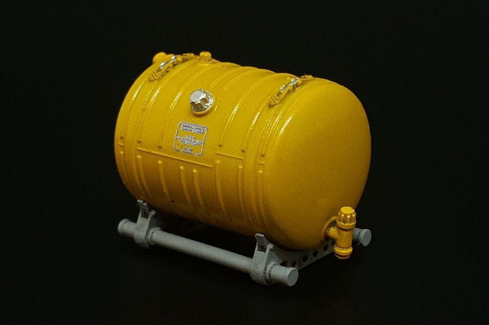 8595683908818 - Mi-24D internal additional fuel tank 8595683908818 - Mi-24D internal additional fuel tank