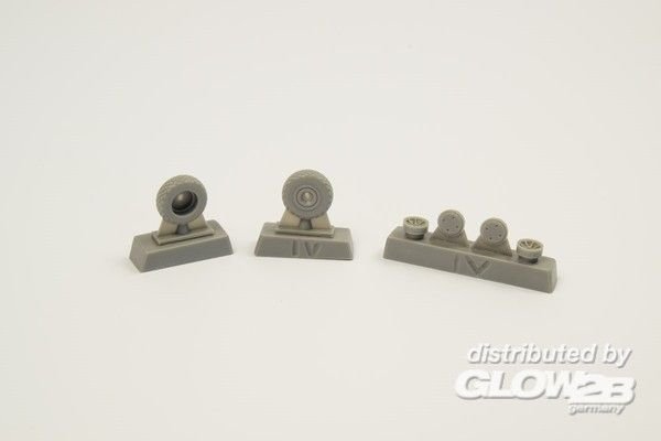 8595593125503 - P-40 - Wheels - Diamond and hole tread [Special Hobby]