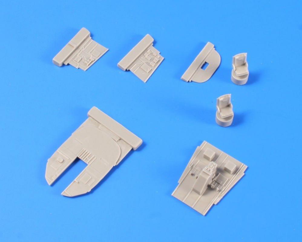 ART 24 günstig Kaufen-B-24 Liberator - Navigator Compartment. B-24 Liberator - Navigator Compartment <![CDATA[CMK / 7233 / 1:72]]>. 