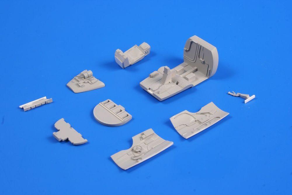 8595593121062 - Vampire T11 - interior set [Airfix]