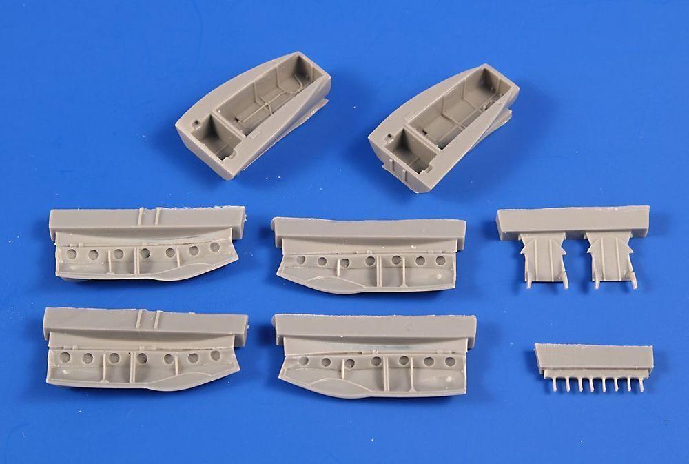 43 x günstig Kaufen-Beaufighter TF Mk.X - Main Undercarriage Bays Correction. Beaufighter TF Mk.X - Main Undercarriage Bays Correction <![CDATA[CMK / 7438 / 1:72]]>. 