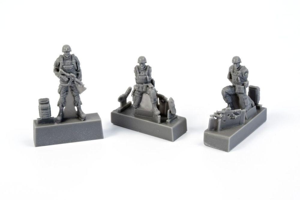 infantry on günstig Kaufen-Two Kneeling Soldiers and Commanding Officer, US Army Infantry Squad 2nd Division. Two Kneeling Soldiers and Commanding Officer, US Army Infantry Squad 2nd Division <![CDATA[CMK / F72343 / 1:72]]>. 