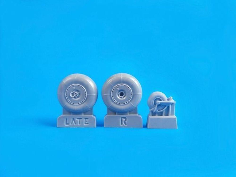8595593124643 - Junkers Ju 88 A-4 and later C-6 G - Late Mainwheels and Tailwheel [Special Hobby ICM]