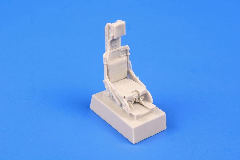 8595593127972 - CMK 129-Q48369 - F-104G J Seat (C-2) in 148
