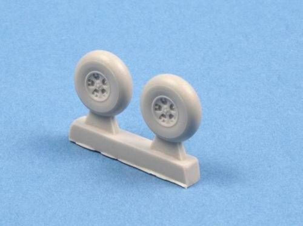 8595593116396 - Hawker Hurricane Mk I - Wheels with five spoked disc 8595593116396 - Hawker Hurricane Mk I - Wheels with five spoked disc