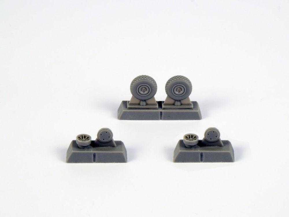 cm 2 günstig Kaufen-P-40 - Wheels - Block tread [Special Hobby]. P-40 - Wheels - Block tread [Special Hobby] <![CDATA[CMK / 129-Q72296 / 1:72]]>. 