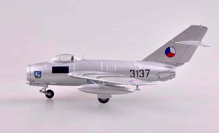 10 Easy  günstig Kaufen-S103 CSSR Air Force. S103 CSSR Air Force <![CDATA[Easy Model / 37132 / 1:72]]>. 