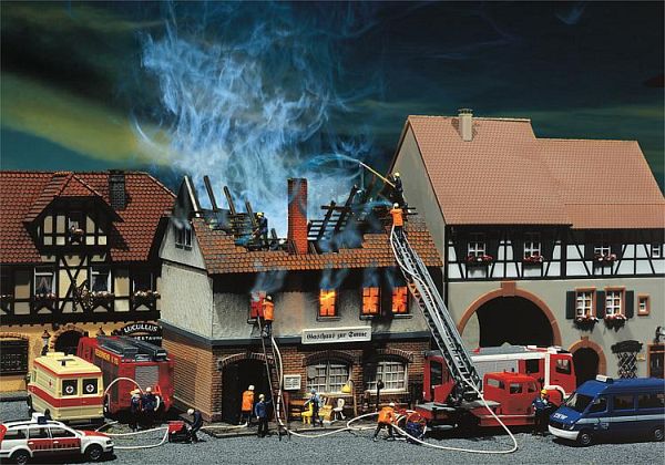 4104090304294 - H0 (187) 130429 - Brandruine Gasthaus Zur Sonne 4104090304294 - H0 (187) 130429 - Brandruine Gasthaus Zur Sonne