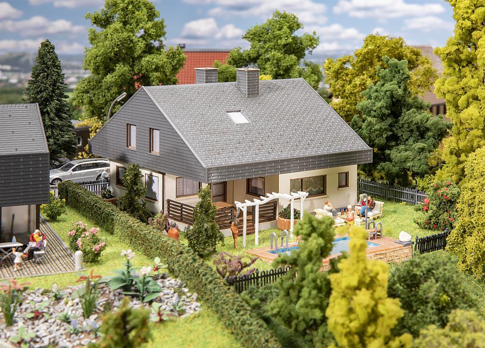 4104090306441 - H0 (187) 130644 - Bungalow mit Plattendach 4104090306441 - H0 (187) 130644 - Bungalow mit Plattendach