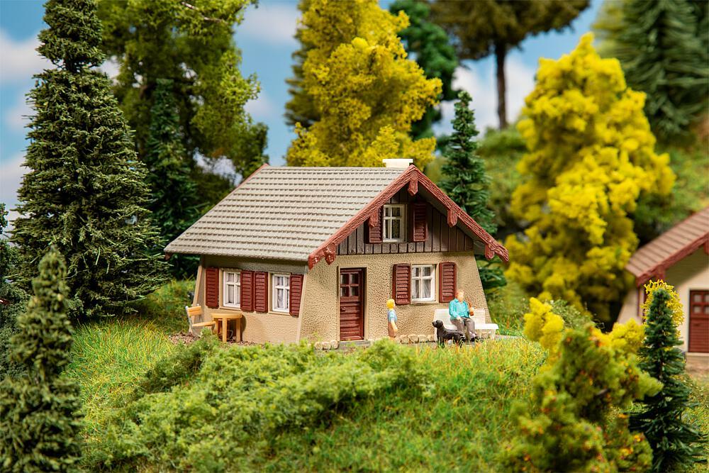 4104090313142 - Kleines Chalet