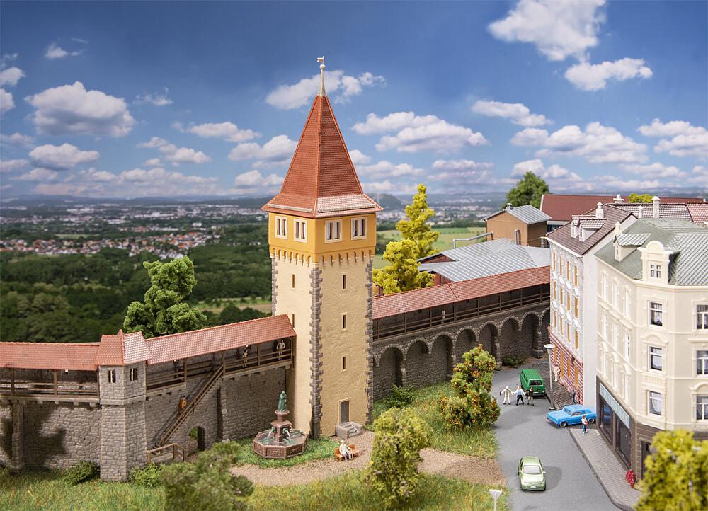 00 220  günstig Kaufen-Altstadtmauer-Set Stadtturm. Altstadtmauer-Set Stadtturm <![CDATA[Faller / 232200 / N]]>. 