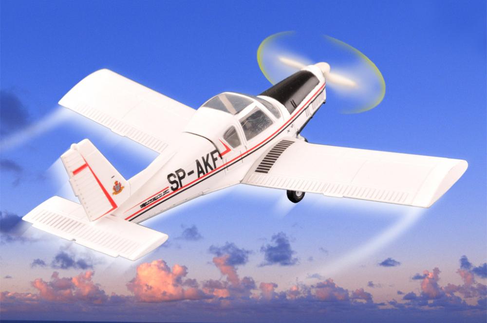 2M 1 günstig Kaufen-ZLIN Z-42M. ZLIN Z-42M <![CDATA[HobbyBoss / 80299 / 1:72]]>. 