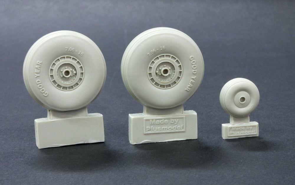 8595241680682 - Plus model AL4068 - C-47 Skytrain wheels without cover in 148 8595241680682 - Plus model AL4068 - C-47 Skytrain wheels without cover in 148