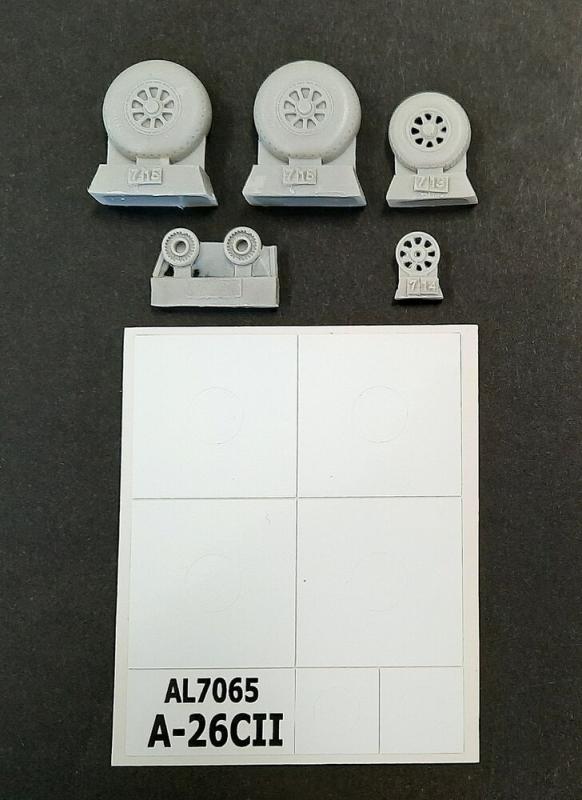 Mode Plus günstig Kaufen-A-26C Invader - Wheels smooth pattern. A-26C Invader - Wheels smooth pattern <![CDATA[plusmodel / AL7065 / 1:72]]>. 