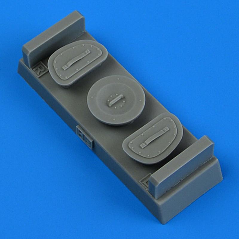 BAE Hawk – FOD covers [HobbyBoss]