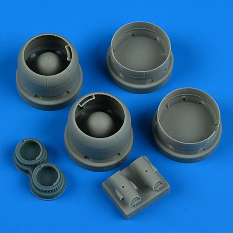 PBY-5 Catalina – Correct cowlings closed flaps [Academy]