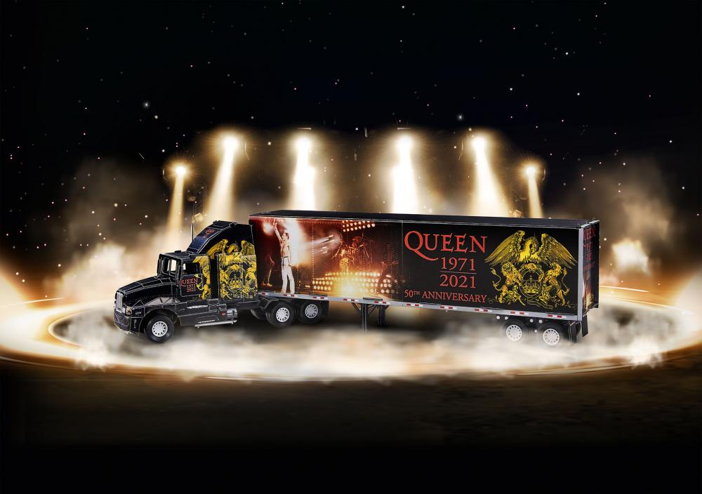 QUEEN Tour Truck - 50th Anniversary